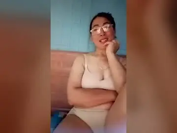 Chaturbate Adult Webcams of mickye00