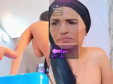 Chaturbate Live Sex Cam of isis_car0lina