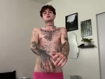 Chaturbate Adult Video Chat of prettyboyszn
