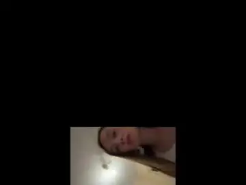 Chaturbate Free Live Porn of xirelle_