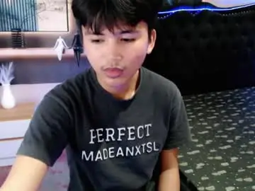 Chaturbate Live Sex Cam of yokai24