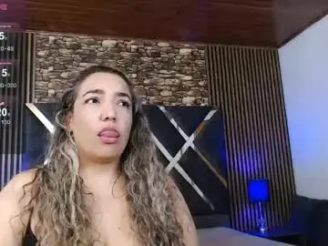 Chaturbate Best live sex cam show of marie_hss
