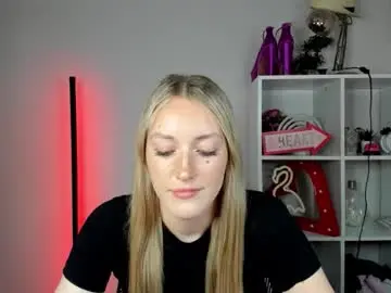Chaturbate Free Porn Cam of evelynblond