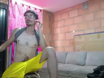 Chaturbate Free Porn Cam of jhosuamoore2