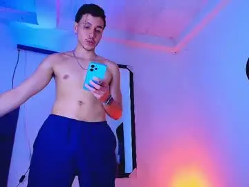 Chaturbate Live Sex Cam of marcus_hanks1