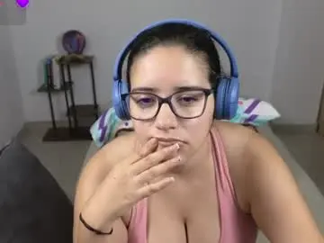 Chaturbate Free Live Porn of moonwoman_