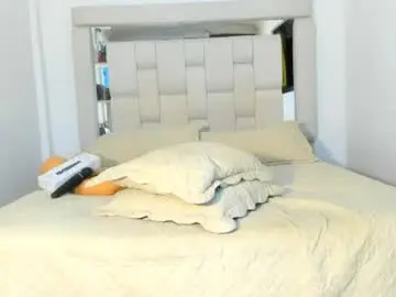 Chaturbate Live Sex Cam of natasha_joyy