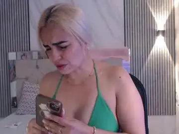 Chaturbate Sex Cam of julieta__fox_