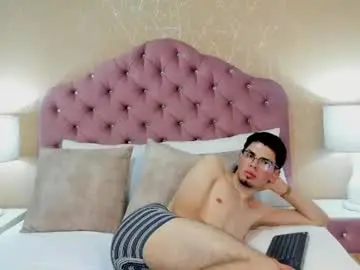 Chaturbate Live Sex Cam of maxfoox
