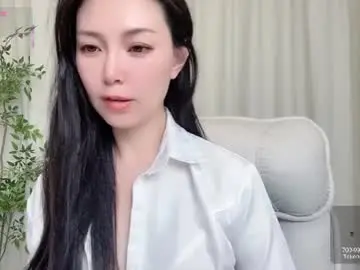 Chaturbate Live Sex Cam of xi_ethel