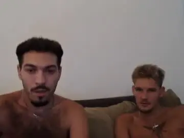 Chaturbate Live Sex Cam of blondiexbrunette