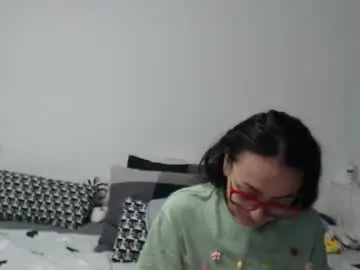 Chaturbate Best live sex cam show of queensofiaqueen