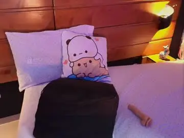 Chaturbate Live Sex Cam of mila_kiitty