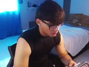 Chaturbate Watch Live Sex Cams of mr_yisuz
