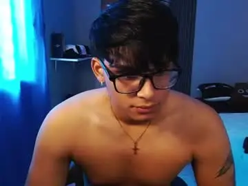 Chaturbate Sex Chat of mr_yisuz