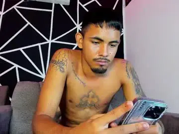 Chaturbate Watch Live Sex Cams of invictu_mastercum420