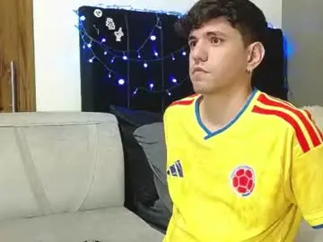 Chaturbate Live Porn of matteo12_