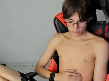 Chaturbate Adult Webcam of ryan_bronw