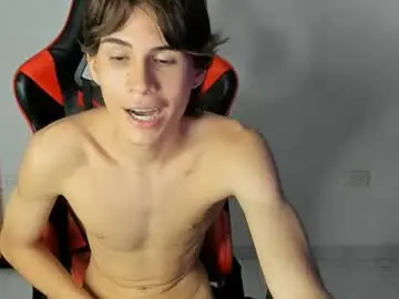 Chaturbate Free Live Porn of ryan_bronw
