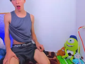 Chaturbate Free Live Porn of ely_king