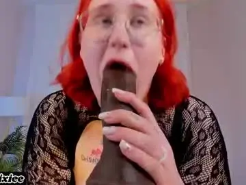 Chaturbate Free Porn Cam of omgsexxxypixie