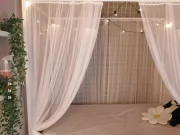 Chaturbate Free Live Porn of saphyralux
