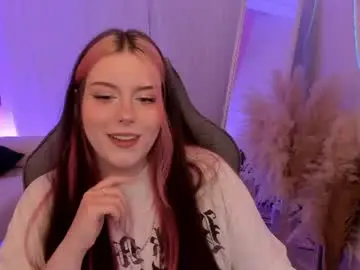 Chaturbate Live Sex Cam of coramiel