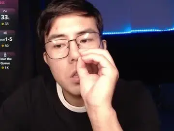 Chaturbate Sex Chat of andrewmhilton_