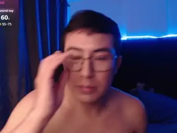 Chaturbate Private Sex Chat of andrewmhilton_