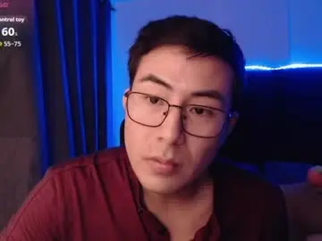 Chaturbate Sex Cam of andrewmhilton_