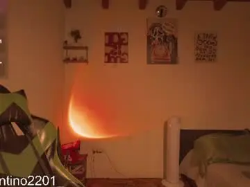 Chaturbate Live Sex of valentino_2201
