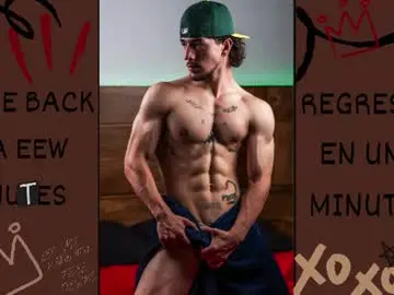 Chaturbate Free Porn Cam of valentino_2201