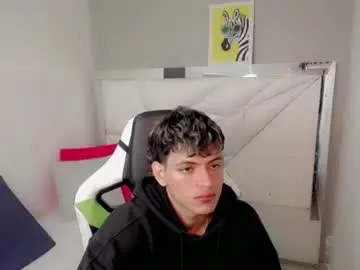 Chaturbate Best live sex cam show of yosepp_cum