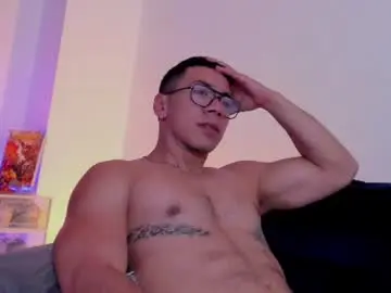 Chaturbate Live Porn of bastian_franco01