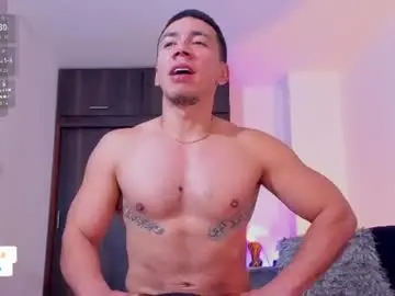Chaturbate Live Sex of bastian_franco01