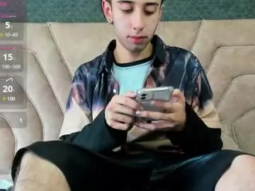 Chaturbate Free Porn Cam of erickblaze_wm