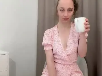 Chaturbate Sex Cam of shy_schoolgirl_