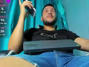 Chaturbate Sex Cam of hot_latino_boy_