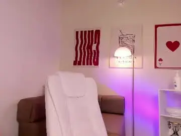Chaturbate Live Porn of emi_luv