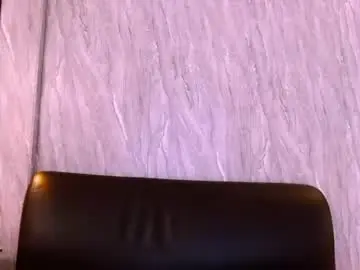 Chaturbate Free Live Porn of kevinbrooks_