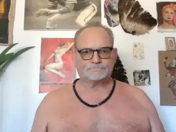 Chaturbate Live Porn of nastydaddyfatcock15