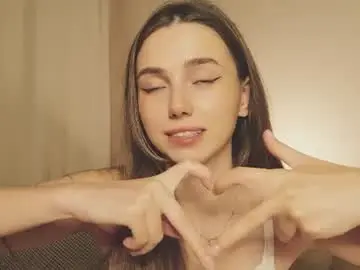 Chaturbate Best live sex cam show of shypeachmaru