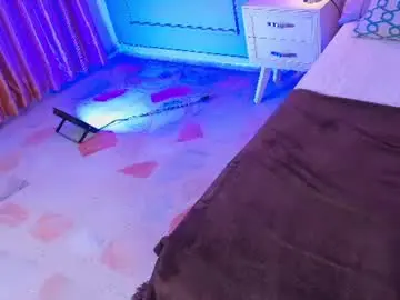 Chaturbate Live Sex Cam of luna__w