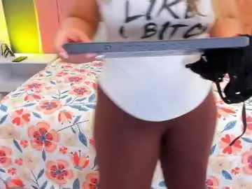Chaturbate Best live sex cam show of kendalcurvy