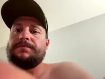 Chaturbate Live Porn of squirrlycock1