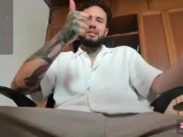 Chaturbate Live Sex of master_steven_01