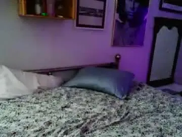 Chaturbate Live Sex Cam of guccifendidior