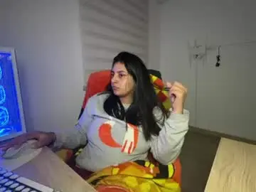 Chaturbate Free Porn Cam of cloe_small08