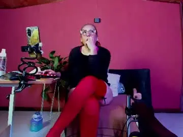 Chaturbate Free Live Porn of milf_sikiu