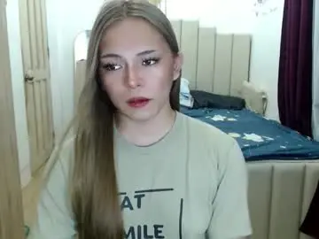 Chaturbate Live Sex Cam of queen_heart0
